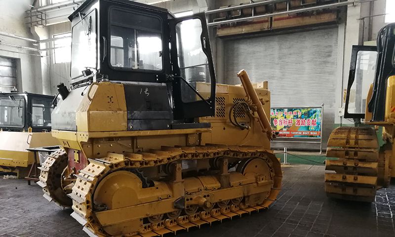 Lini Produksi Pembuatan Mesin Forklift