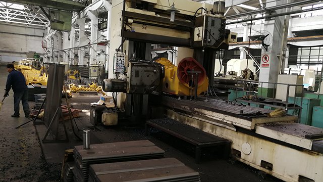Lini Produksi Pembuatan Mesin Forklift