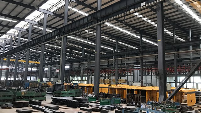 Lini Produksi Pembuatan Mesin Forklift